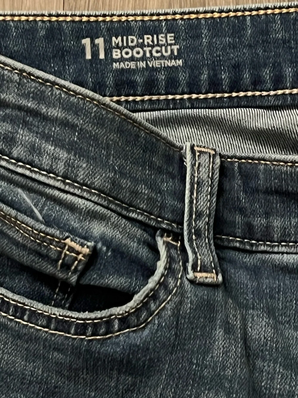 Arizona Jean Company Women's Bootcut Jeans in Faded Blue Denim